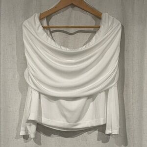 NEW! Alexia Admor Ivory Top